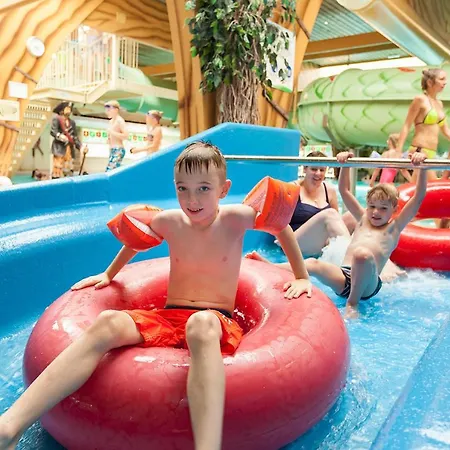 Oostappen Vakantiepark De Berckt Bv Ferienpark 3*