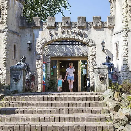 Prázdninový areál Oostappen Vakantiepark De Berckt Bv Baarlo (Limburg)